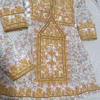 لباس بچگانه