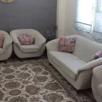 ست 7 نفر مبل راحتی و میز نهار خوری