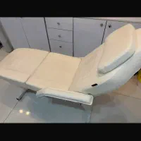 تخت پزشکی سفید در حد نو