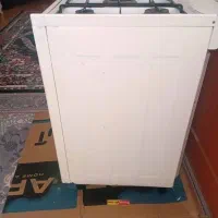 گاز پنج شعله سالم تمیز سفید رنگ|اجاق گاز و لوازم برقی پخت‌وپز|رشت, پاره بیجار|دیوار