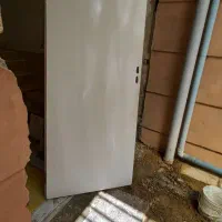 یک عدد  در چوبی اتاق ۲متر ۱۰سانت در ۸۴ سانت فروشی