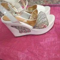 صندل و نیم بوت