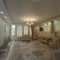 فروش ساختمان سه‌طبقه در فاز یک بهارستان