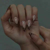 استخدام ناخنکار ماهر