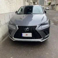 لکسوس NX300