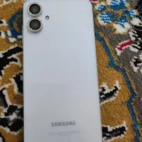 گوشی نو نو س الا چهار ماه خریدمش