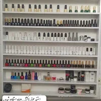 استند لاکژل چوبی