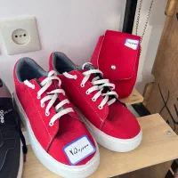 فروش تعدادی کفش نو