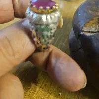 انگشترجواهری یاقوت سرخ وزمرّدمعدنی دست سازبامهر