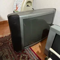 یک عدد تلویزیون ۲۱ اینچ و یک ۲۹ اینچ ومیز تلویزیون|تلویزیون و پروژکتور|بندر انزلی, معلم|دیوار