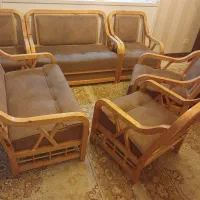 ست مبل هشت نفره به همراه سه تا عسلس و میز وسط