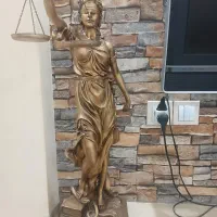 مجسمه ها  تابلو نصف قیمت حراج واقعی