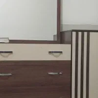 تخت خواب همراه بامیزارایش