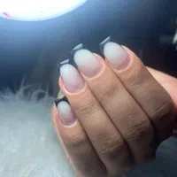 تخفیف ویژه خدمات ناخن|خدمات آرایشگری و زیبایی|شیراز, فضل‌آباد|دیوار