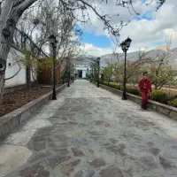 ۲۸۵۰متر باغ ۲۱۰متر ویلامدرن در آبسرد پزشکان