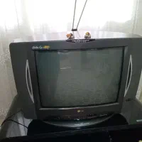 تلویزیون  قدیمی|تلویزیون و پروژکتور|ارومیه, |دیوار