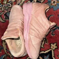 کتونی زنانه سایز ۳۹/۴۰