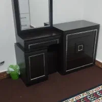 میز ارایش  جنس ام دی اف  اصل صحیح و سالم