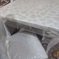 میز صندلی تمیز