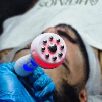 فیشیال پوست و پاکسازی تخصصی آقایان