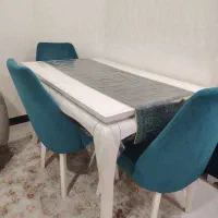 میزناهار خوری ۴ نفره