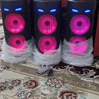اسپیکر پخش کننده اهنگ|پخش‌کننده همراه|هشتگرد, |دیوار