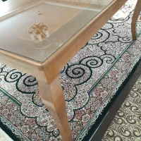 میز چوبی از نوع مرِغوب و اعلا