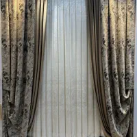 فروشنده خانم با حقوق بالا