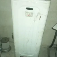 آبگرمکن مخزن دا ایستاده و دیواری