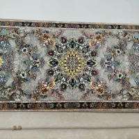 دو تخته فرش  ۷۰۰شانه نو  ،دو عدد پشتی هم رنگ فرش|فرش|نهاوند, |دیوار