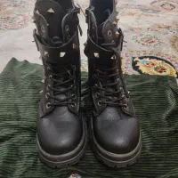 بوت دخترانه