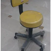 صندلی گردون در حد نو