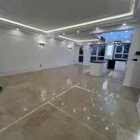 ۱۲۰متر/سه خواب/خطی روبه نور/فول امکانات/فروشنده