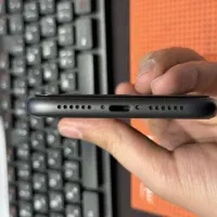 iphone 11 64g ch آیفون ۱۱ بدون خط و خش استثنایی|موبایل|اصفهان, نقش جهان|دیوار