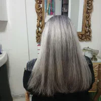 سالن زیبایی‌ بهار