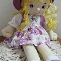 عروسک و اسباب بازی