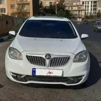 برلیانس ۳۳۰ h صندوقدار
