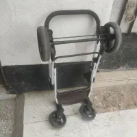 کالسکه تاشو تمیز|کالسکه و لوازم جانبی|زرگرشهر, |دیوار