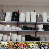 گلدان به قیمت عمده چون کارم پخشه قیمت خیلی پایینه