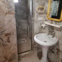 نیازمند نیروی کار جهت کار در گلخانه|استخدام سرایداری و نظافت|آمل, |دیوار