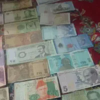 کلکسیون اسکناس خارجه