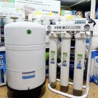 نصب و تعمیر تخصوصی تصفیه آب خانگی و نیمه صنعتی|آب‌سردکن و تصفیه آب|اصفهان, دستگرده|دیوار