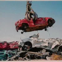 اسقاط و بازیافت انواع خودروهای فرسوده