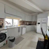 ۱۹۰ متر/۴ خواب/محدوده کریم آباد/همراه با طبیعت دنج