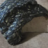 کله عقاب برنز