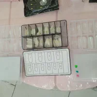 وسایل کاشت ناخن|آرایشگاه و سالن‌های زیبایی|کرج, باغستان|دیوار