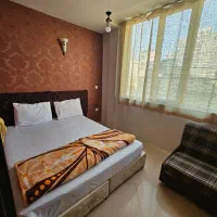 اجاره  سالانه هتل آپارتمان ۱۲ واحدی چسبیده به حرم