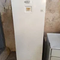 آبگرمکن یخچالی در حد نو