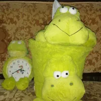 ست سطل و جادستمالی و ساعت اتاق کودک