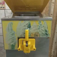 دستگاه بستنی قیفی